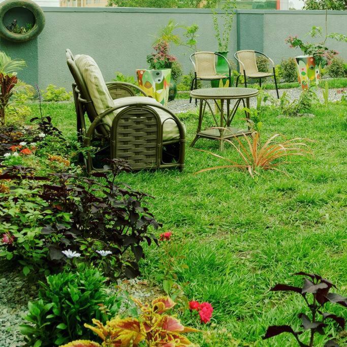 City Oasis By Siima _ Hidden Gem City Family Home 坎帕拉 外观 照片